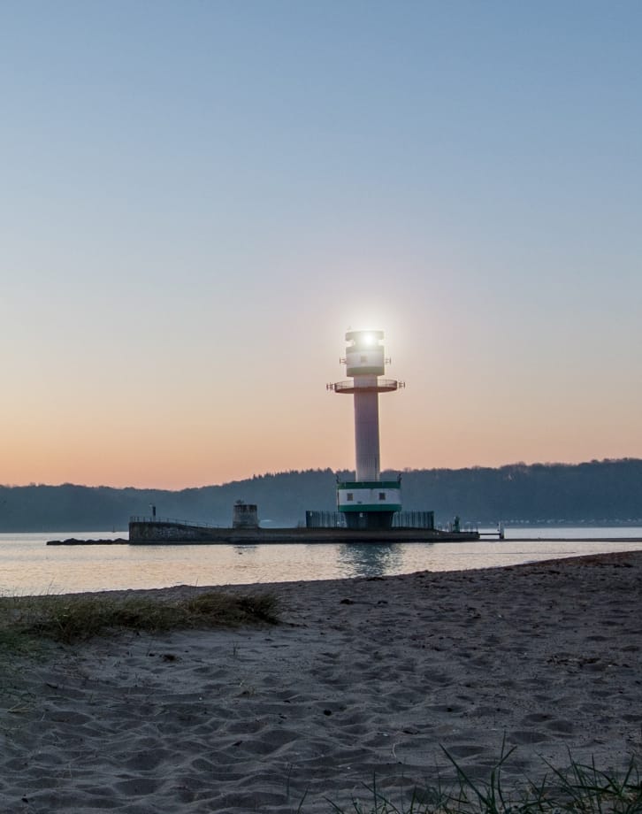 ein Leuchtturm an der Küste